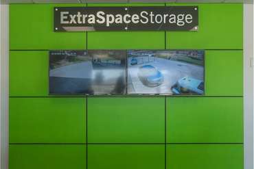 Extra Space Storage - 12211 N IH 35 San Antonio, TX 78233