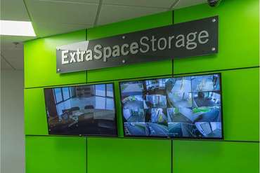 Extra Space Storage - 4245 Carmichael Rd Montgomery, AL 36106
