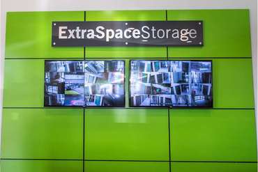Extra Space Storage - 2340 Cobb Pkwy SE Smyrna, GA 30080