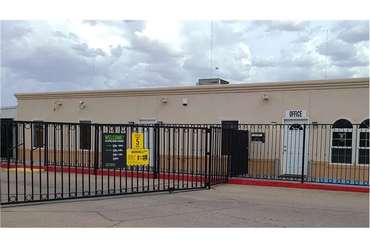 Extra Space Storage - 10520 Dyer St El Paso, TX 79924