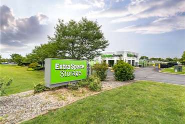 Extra Space Storage - 8040 Georgetown Rd Indianapolis, IN 46268