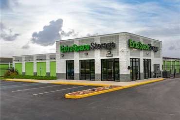 Extra Space Storage - 8040 Georgetown Rd Indianapolis, IN 46268