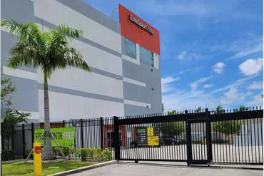 Extra Space Storage - 812 NW 1st St Fort Lauderdale, FL 33311