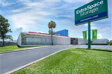 Extra Space Storage - 5330 Jefferson Hwy Elmwood, LA 70123