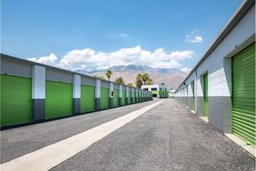 Extra Space Storage - 1000 N Farrell Dr Palm Springs, CA 92262