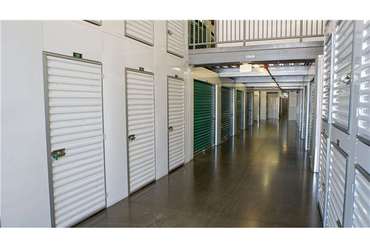 Extra Space Storage - 1707 Cloverfield Blvd Santa Monica, CA 90404