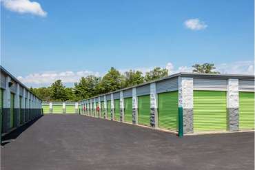 Extra Space Storage - 103 Southbridge Rd North Oxford, MA 01537