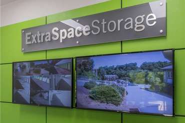 Extra Space Storage - 1005 E Entry Dr Pittsburgh, PA 15216