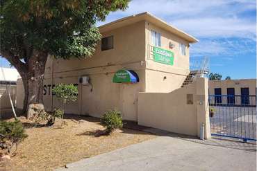 Extra Space Storage - 6836 Canby Ave Reseda, CA 91335