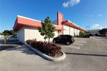 Extra Space Storage - 5713 NW 27th Ave Miami, FL 33142