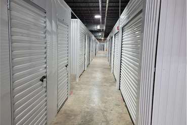 Extra Space Storage - 2270 E South Blvd Montgomery, AL 36116