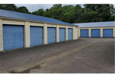 Extra Space Storage - 10638 Deerbrook Dr Knoxville, TN 37922