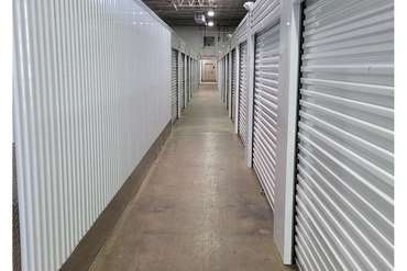 Extra Space Storage - 17000 W Rogers Dr New Berlin, WI 53151