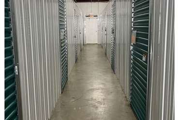Extra Space Storage - 14433 62nd St N Clearwater, FL 33760