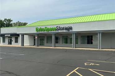 Extra Space Storage - 7890 Beechmont Ave Cincinnati, OH 45255