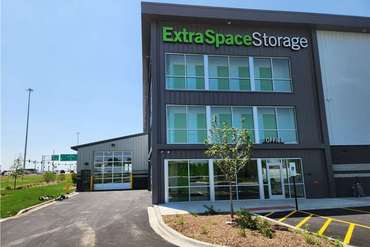 Extra Space Storage - 1200 S Weber Rd Bolingbrook, IL 60490