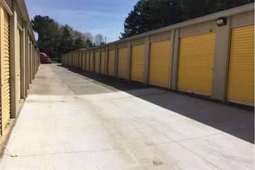 Extra Space Storage - 5725 Old National Hwy College Park, GA 30349
