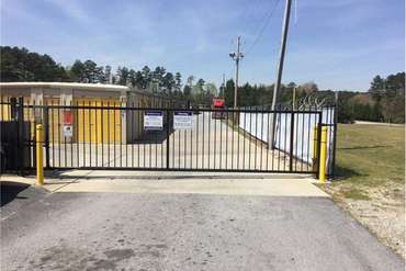 Extra Space Storage - 5725 Old National Hwy College Park, GA 30349
