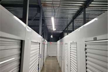 Extra Space Storage - 1734 Eastland Ct Lexington, KY 40505