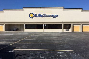 Life Storage - 2280 E Main St League City, TX 77573