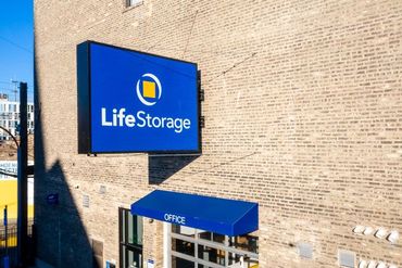 Life Storage - 3626 N Broadway St Chicago, IL 60613