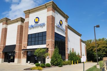 Life Storage - 13753 Manchester Rd Manchester, MO 63011