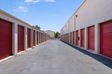 Life Storage - 1201 E Cinnabar Ave Phoenix, AZ 85020