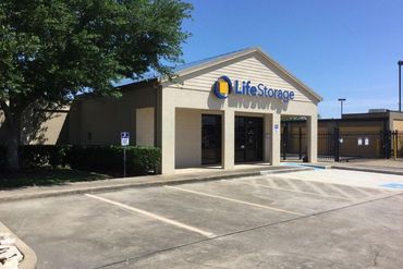 Life Storage - 3321 Center St Deer Park, TX 77536