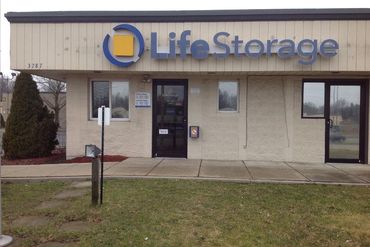 Life Storage - 3787 Elm Rd NE Warren, OH 44483
