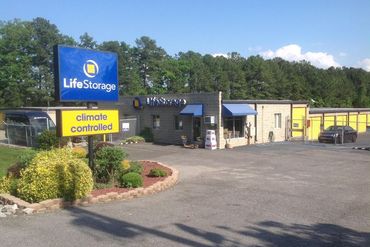 Life Storage - 4417 Hillsborough Rd Durham, NC 27705