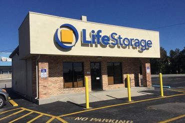 Life Storage - 11607 S Memorial Pkwy Huntsville, AL 35803