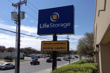Life Storage - 11947 Huebner Rd San Antonio, TX 78230