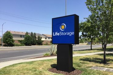Life Storage - 8960 Calvine Rd Sacramento, CA 95829