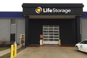 Life Storage - 426 S Westgate St Addison, IL 60101
