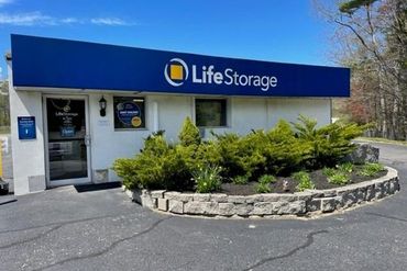 Life Storage - 44 Calef Hwy Lee, NH 03861