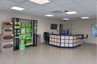 Extra Space Storage - 1125 E St Charles Rd Lombard, IL 60148