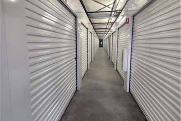 Extra Space Storage - 90 Fallon Rd Hollister, CA 95023