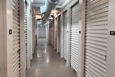 Extra Space Storage - 837 E Broadway Rd Mesa, AZ 85204