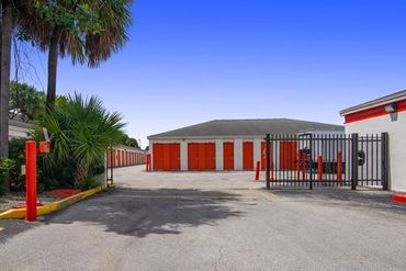 Public Storage - 7200 W 20th Ave Hialeah, FL 33016