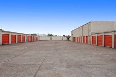 Public Storage - 500 E Arapaho Road Richardson, TX 75081