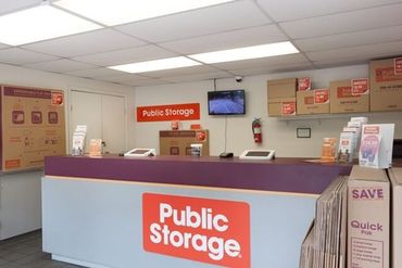 Public Storage - 3600 Kangaroo Drive Durham, NC 27705