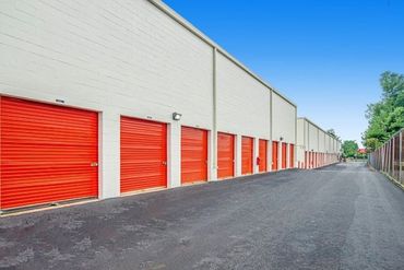 Public Storage - 245 West Chester Pike Havertown, PA 19083