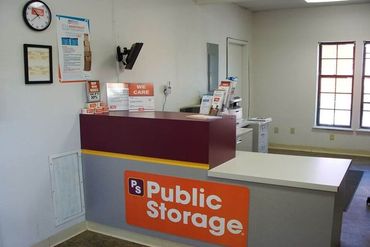 Public Storage - 2700 M 291 Frontage Rd Independence, MO 64057