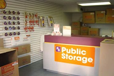 Public Storage - 12900 Newburgh Road Livonia, MI 48150