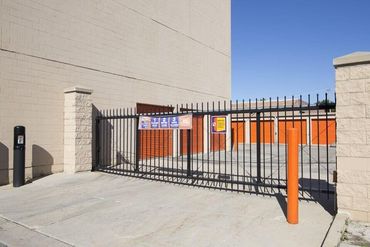 Public Storage - 3501 W Touhy Ave Lincolnwood, IL 60712