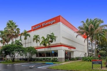Public Storage - 9600 NW 40th Street Rd Doral, FL 33178