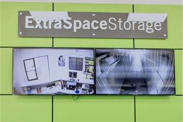 Extra Space Storage - 20001 N 35th Ave Phoenix, AZ 85027