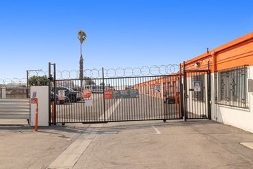 Public Storage - 5005 Firestone Place South Gate, CA 90280