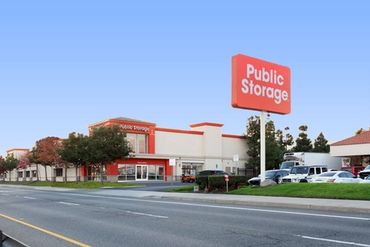 Public Storage - 2075 Newport Blvd Costa Mesa, CA 92627
