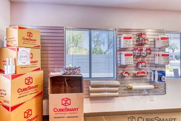 CubeSmart Self Storage - 1628 E Bell Rd Phoenix, AZ 85022